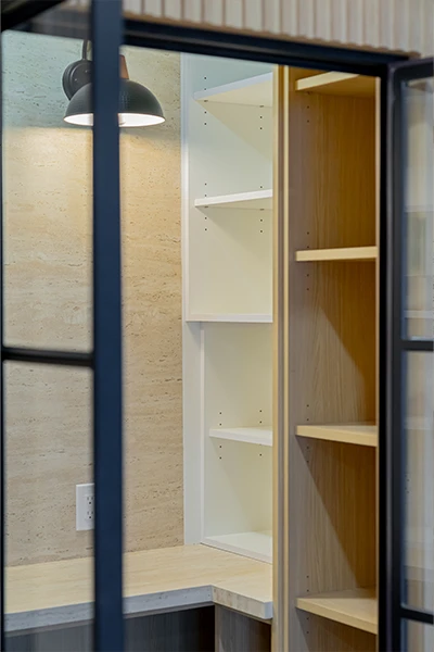 elleganza-cabinetry-Pantries